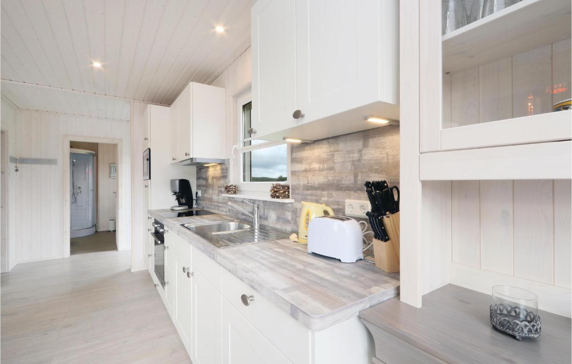 Gorgeous Home In Zerpenschleuse With Wifi Εξωτερικό φωτογραφία